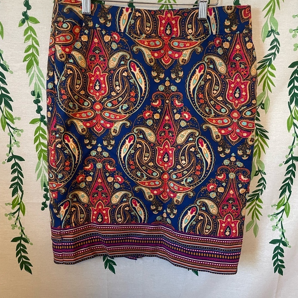 Size 8 Merona Stretch Extensible Paisley Pencil Skirt A5